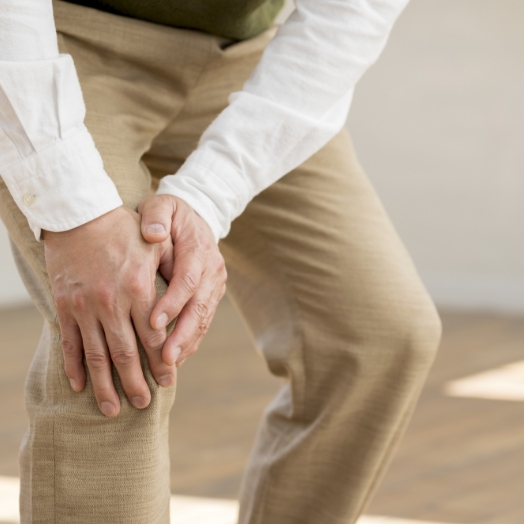 膝痛のイメージ写真