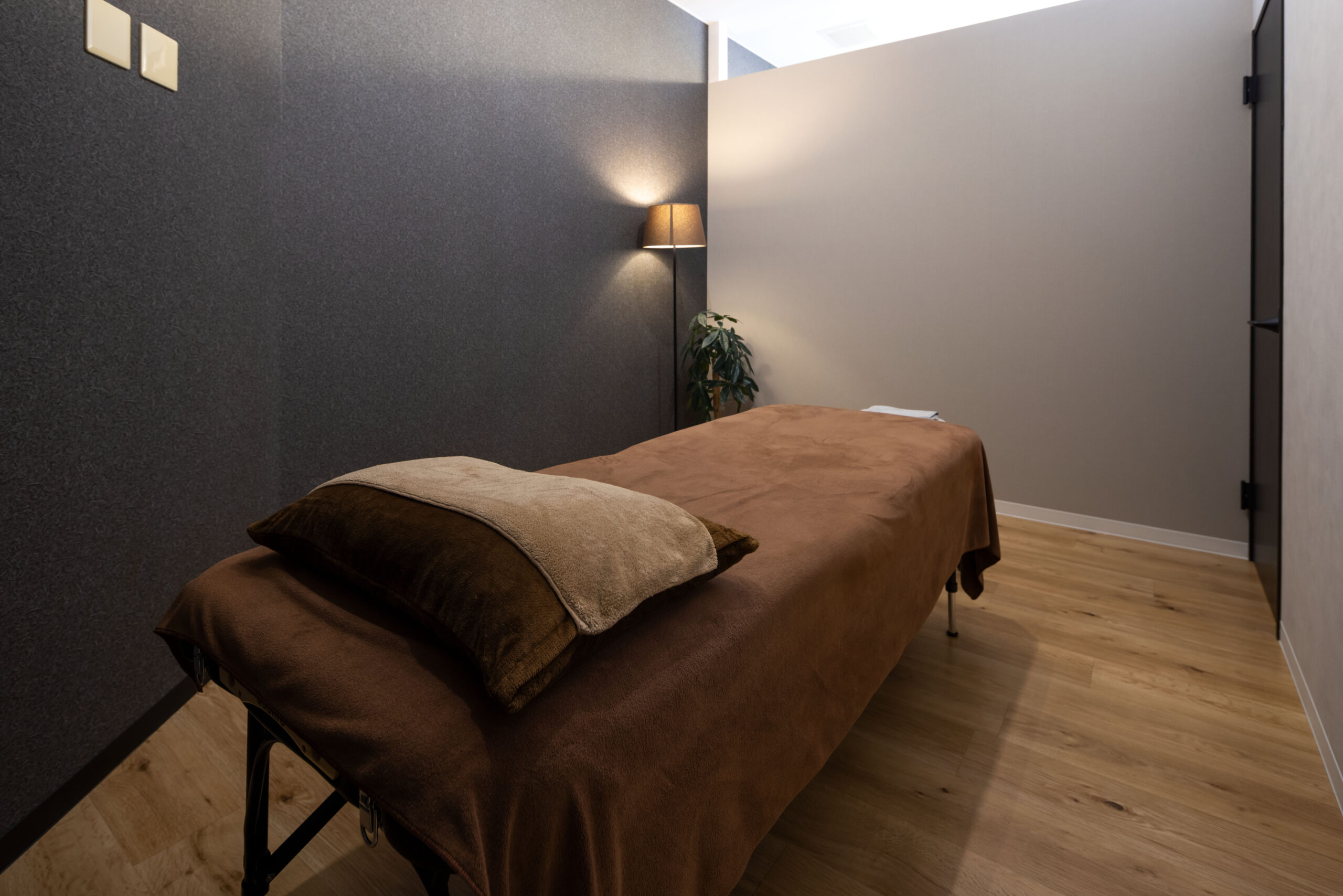 PRO-motion 浄心店の内観